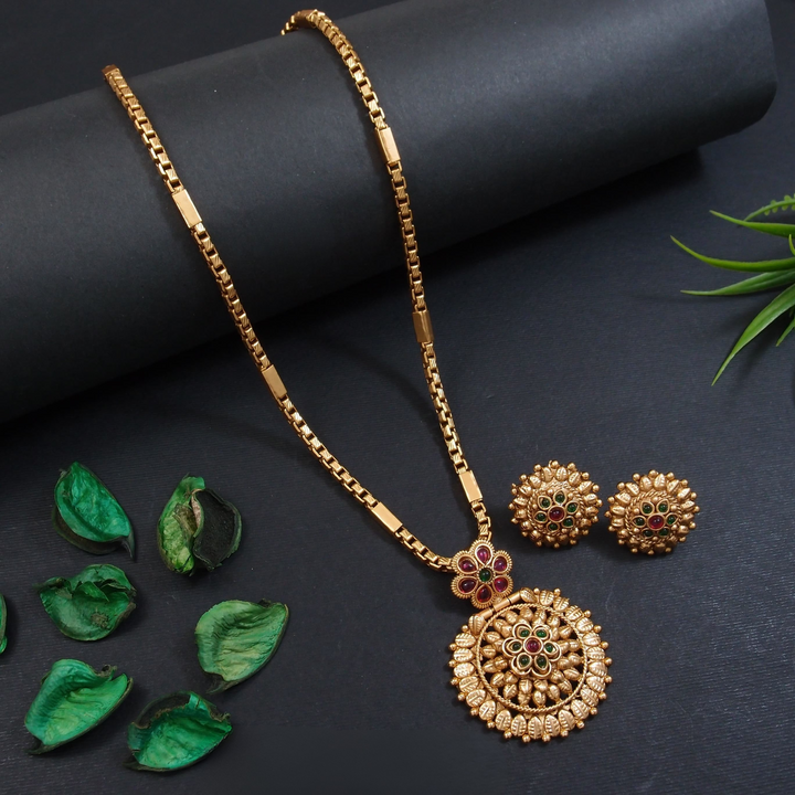 Fancy Chain Pendant Set – Rajwadi Gold Polish