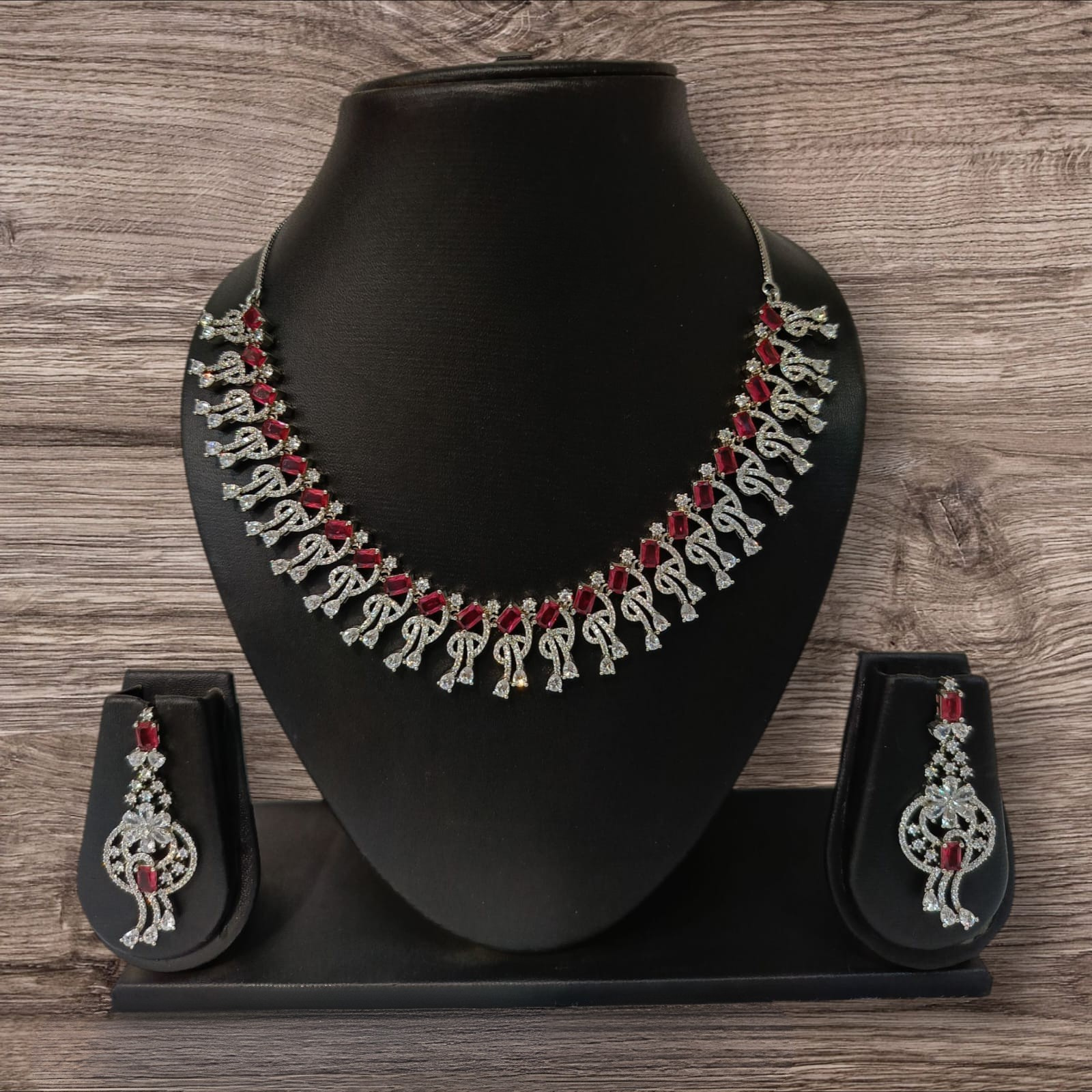 Elegant Cubic Zirconia Necklace Set