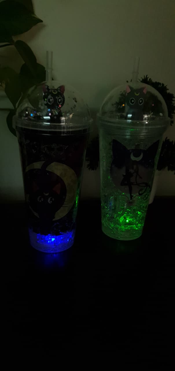 Kawaii Gel Sippers with LED Light – 460ml Cute Drinkware for Kids & Teens