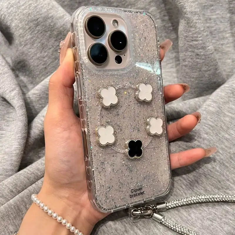 Sparkle Clover Charm Case with Silver Hand Chain