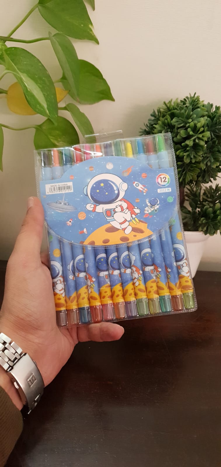 Cartoon Theme Rolling Crayons